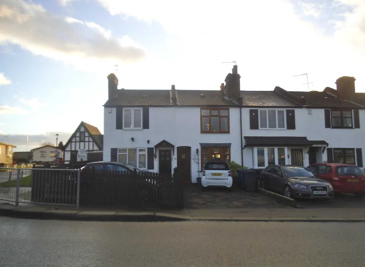 Houses by Stirling Corner, Borehamwood, bins out at the boundary